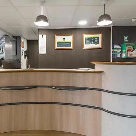 B&B HOTEL Rouen Centre Rive Gauche-2